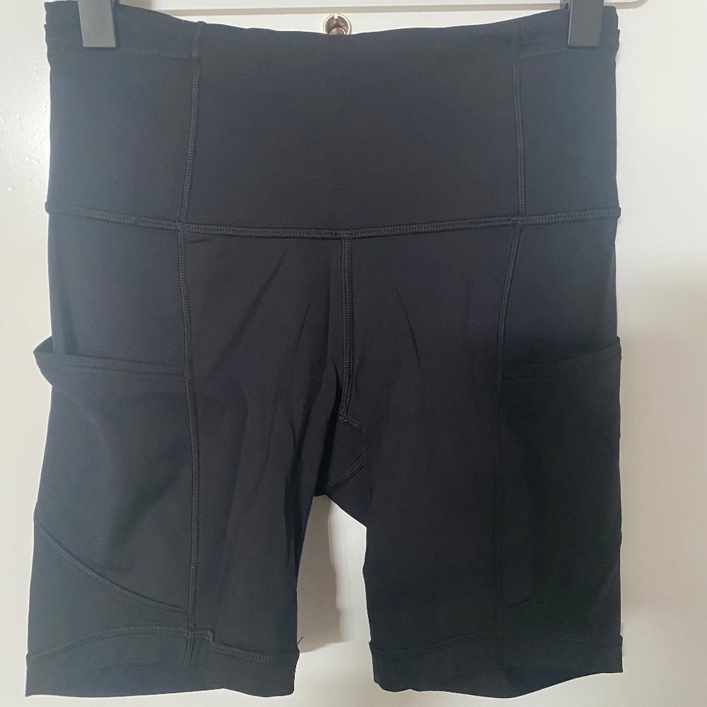 lululemon fast and free short 6" size 2